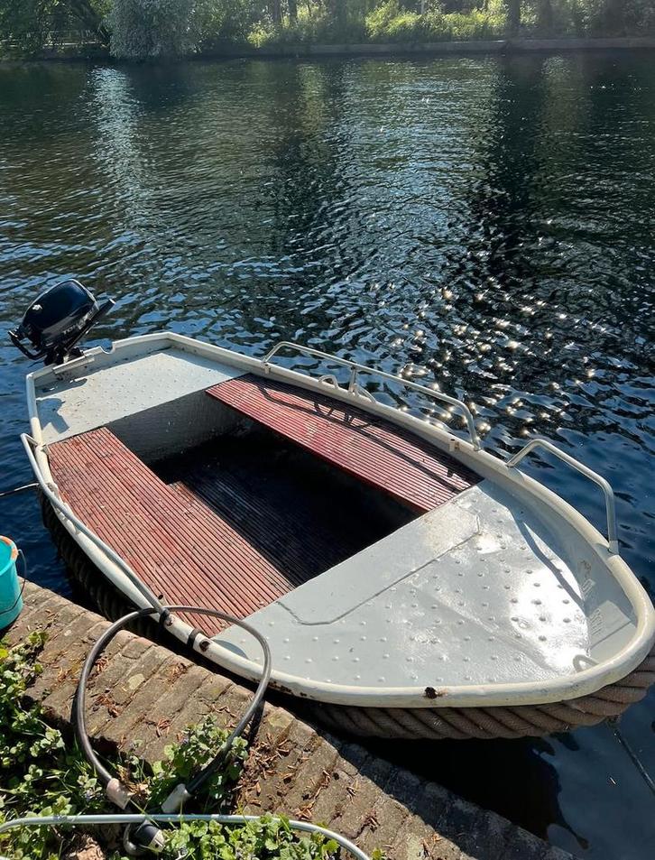 Sloep Amsterdam grachtenboot te koop, Watersport en Boten, Sloepen, Gebruikt, Tot 10 pk, 3 tot 6 meter, Buitenboordmotor, Benzine