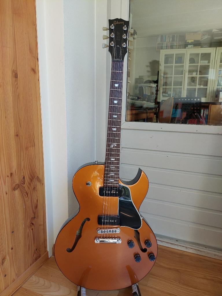 t.k. ES 137 copper uitvoering, Ophalen, Zo goed als nieuw, Semi-akoestisch