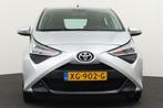 Toyota Aygo 1.0 VVT-i X-play 5-DRS Camera LED Bluetooth, Voorwielaandrijving, Stof, Gebruikt, 4 stoelen
