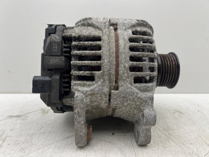 Dynamo van een Volkswagen Golf, Auto-onderdelen, Motor en Toebehoren, Volkswagen, Gebruikt, 3 maanden garantie, Ophalen of Verzenden
