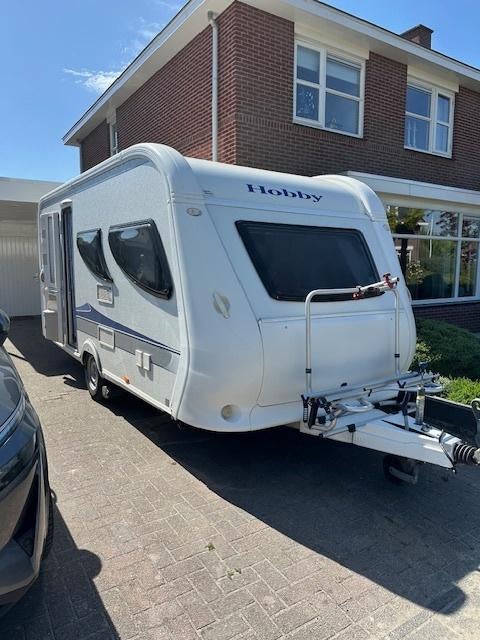 Hobby La Vita 455 UF voortent mover luifel en fietsenrek, Rondzit, Hobby, Dwarsbed, 4 tot 5 meter