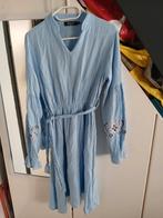 Z.g.a.n. leuke blauwe jurk maat s/m., Kleding | Dames, Maat 38/40 (M), Blauw, Ophalen of Verzenden, Zo goed als nieuw
