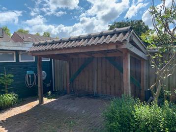 Overkapping, houthok, tuinhuis. beschikbaar voor biedingen
