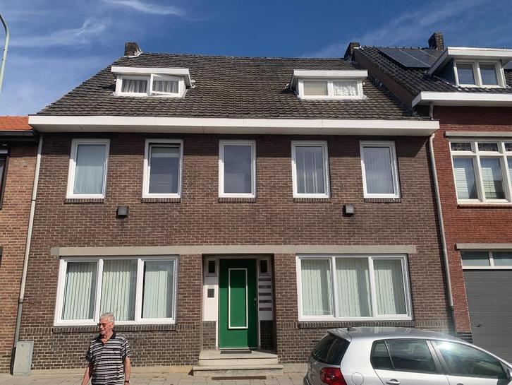 een persoons appartement te huur, Huizen en Kamers, Huizen te huur, Limburg, Appartement, Direct bij eigenaar, E