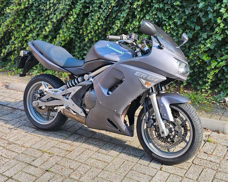Kawasaki ER6F Gunmetal  Optie A2  🚳, Motoren, Motoren | Kawasaki, Bedrijf, Naked bike, 2 cilinders, Ophalen