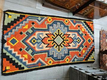 Vintage Tafelloper / Tafelkleed - 135x73 cm beschikbaar voor biedingen