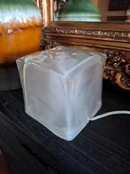 IKEA Icecube Lamp - IJsblok Design, Huis en Inrichting, Lampen | Tafellampen, Ophalen of Verzenden, Modern, Minder dan 50 cm, Glas