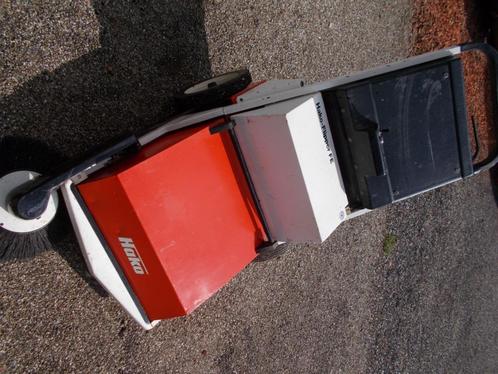HAKO veegmachine, Tuin en Terras, Veegmachines, Nieuw, Ophalen