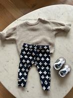 Stoer baby jongens broekje kruisjes van Z8 68, Kinderen en Baby's, Babykleding | Maat 68, Ophalen of Verzenden, Gebruikt, Jongetje