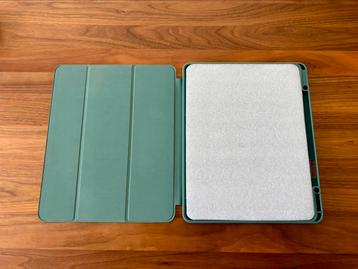 iPad Pro 13 inch hoes (2018/2023) – groen, met standfunctie beschikbaar voor biedingen