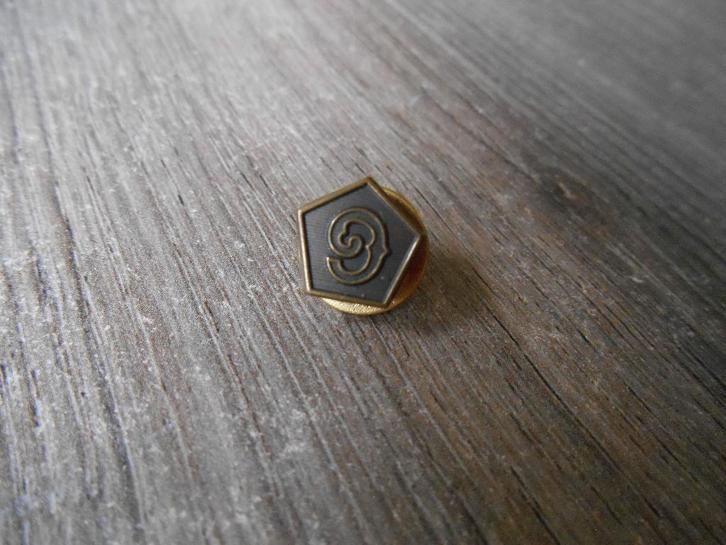 Vierdaagse cijfer 9 voor Verzorgersmedaille miniatuur, Verzamelen, Militaria | Algemeen, Landmacht, Lintje, Medaille of Wings