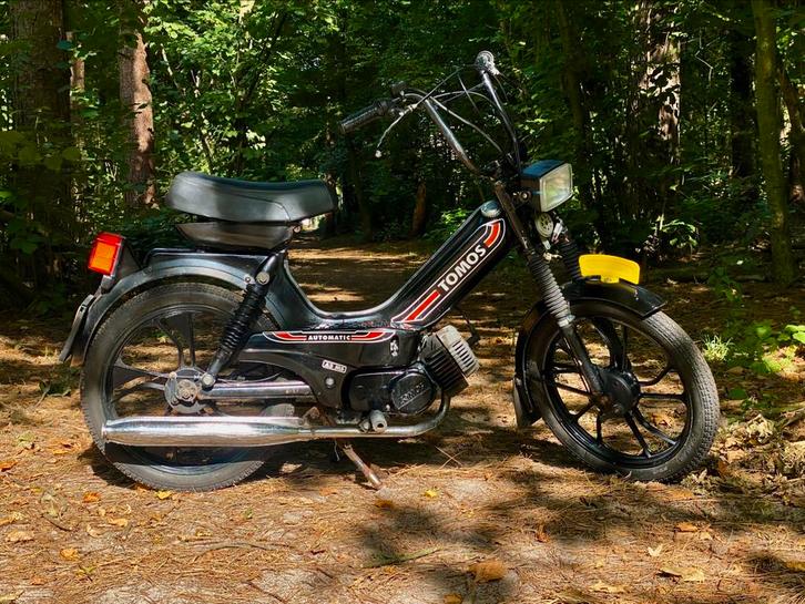 Tomos Geel kenteken, Fietsen en Brommers, Brommers | Tomos, Zo goed als nieuw, Standard, Maximaal 45 km/u, Ophalen