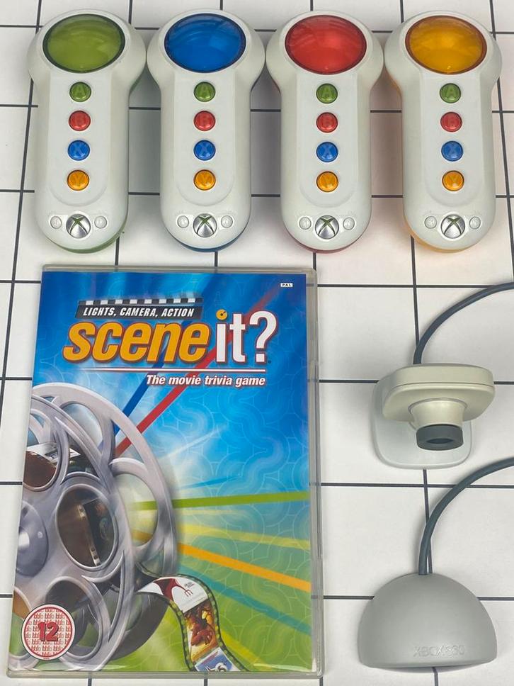 Scene It + 4 Big Button Controllers & Xbox 360 Vision-camera, Spelcomputers en Games, Games | Xbox 360, Zo goed als nieuw, Puzzel en Educatief