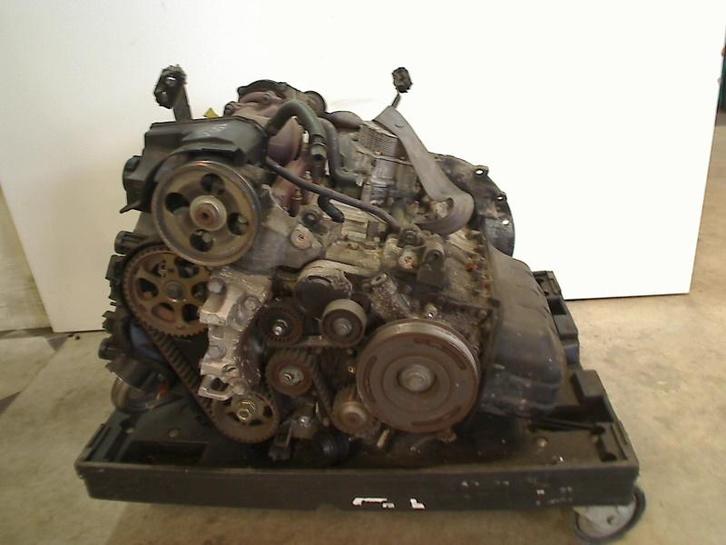 Motor Peugeot 206 (2A/C/H/J/S) (2001-09/2009-04), Auto-onderdelen, Motor en Toebehoren, Peugeot, Gebruikt