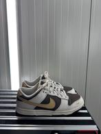 Nike Dunk Low, Kleding | Dames, Schoenen, Ophalen of Verzenden, Zo goed als nieuw, Bruin, Sneakers of Gympen