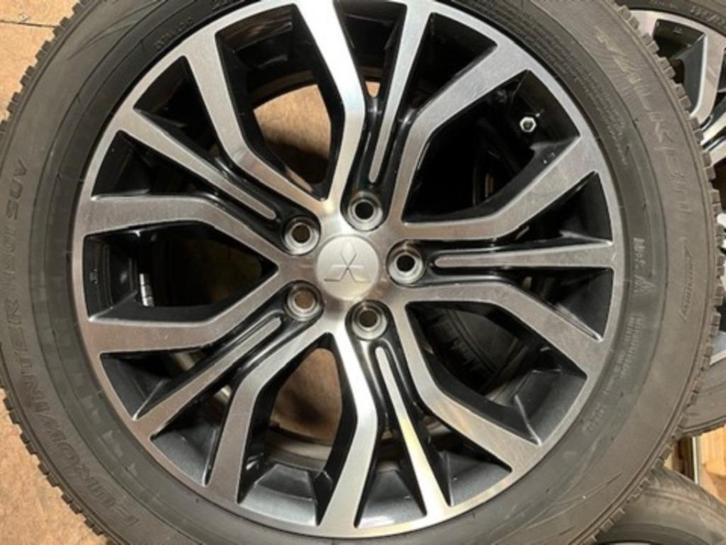 4 velgen met winterband Mitsubishi Outlander PHEV (2019-24), Auto-onderdelen, Banden en Velgen, Velg(en), Winterbanden, 18 inch