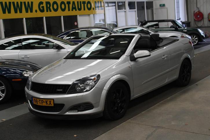 Opel Astra TwinTop 1.8 Cosmo Airco, Cruise Control, Stuurbek, Auto's, Opel, Bedrijf, Te koop, Astra, ABS, Airbags, Airconditioning