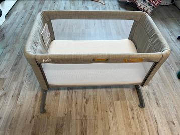 Jole roomie glide wieg co-sleeper beschikbaar voor biedingen