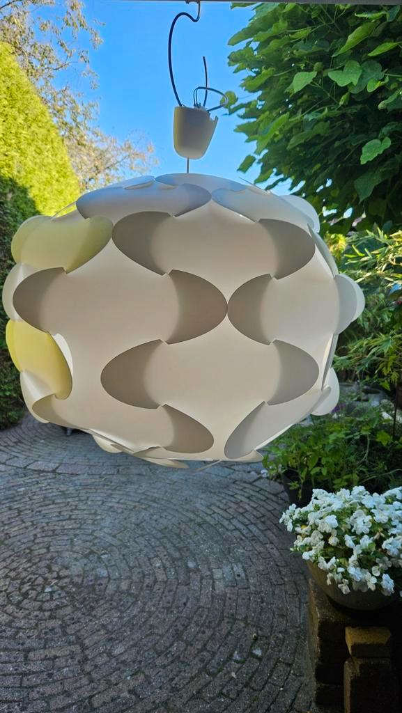 Ikea Fillsta XXL Hanglamp - Klassieker!, Huis en Inrichting, Lampen | Hanglampen, Gebruikt, 50 tot 75 cm, Kunststof, Ophalen