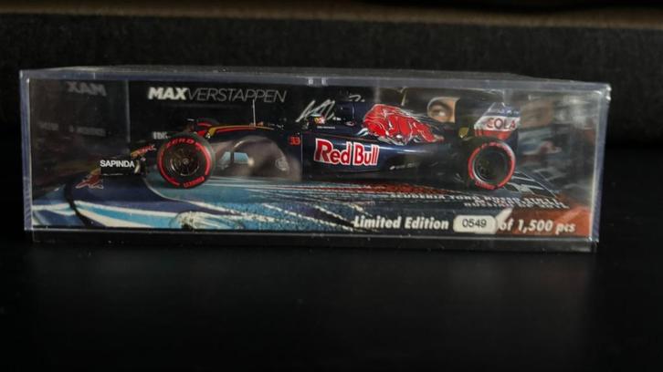 Max Verstappen 1:43 Edition 4 Russian GP 2016, Hobby en Vrije tijd, Modelauto's | 1:43, Zo goed als nieuw, Auto, MiniChamps, Ophalen of Verzenden