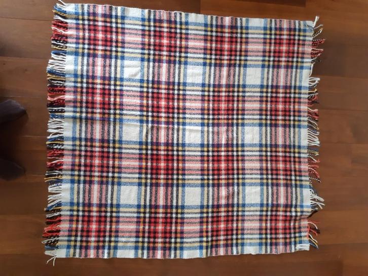 schots geruite plaid deken +franjes ruit 130x150 cm retro, Huis en Inrichting, Woonaccessoires | Plaids en Woondekens, Gebruikt