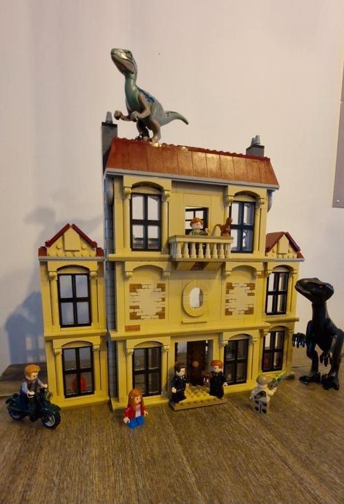 Lego Jurrasic World 75930 Indoraptorchaos bij Lockwood Estat, Kinderen en Baby's, Speelgoed | Duplo en Lego, Zo goed als nieuw