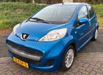 Peugeot 107 5DRS | 2010 NAP | AIRCO-VELGEN-NIEUWE APK, Auto's, Voorwielaandrijving, Stof, Zwart, 68 pk
