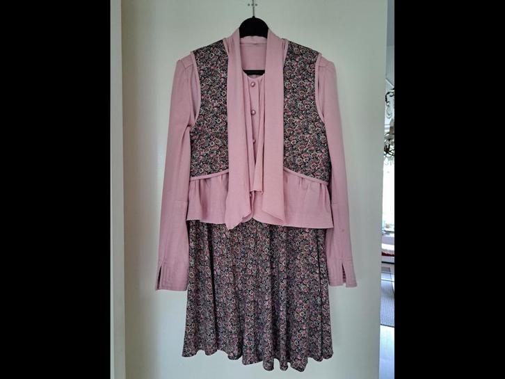 Vintage Couture ,Robert Mahieu, maat 38 4 delen, Kleding | Dames, Jasjes, Kostuums en Pakken, Zo goed als nieuw, Maat 38/40 (M)