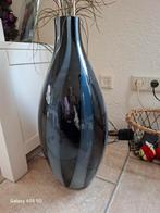 Mooie, ,zware,  zwart met grijze vaas, Huis en Inrichting, 50 tot 75 cm, Zwart, Ophalen of Verzenden, Glas