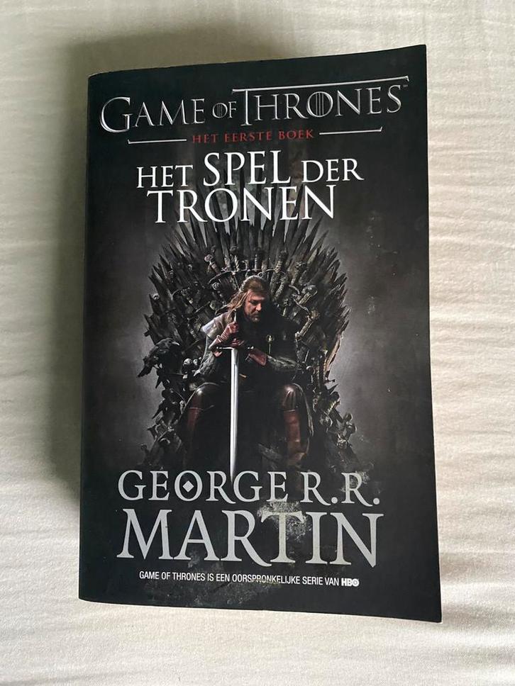 George R.R. Martin - Het spel der tronen, Boeken, Fantasy, Gelezen, Ophalen of Verzenden