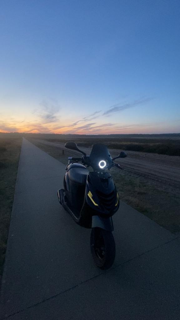 ZIP 125cc LC 2T    WAARDEPEILING‼️, Fietsen en Brommers, Scooters | Piaggio, Zo goed als nieuw, Zip, Maximaal 45 km/u, Ophalen