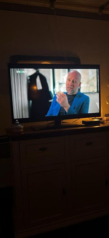 Samsung tv 106 cm diagonaal te koop ivm stoppen camping beschikbaar voor biedingen