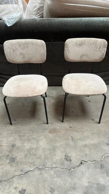 2x stoel van loods 5 