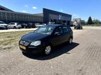Volkswagen Polo 1.2 44KW 2007 Zwart, Auto's, Volkswagen, Voorwielaandrijving, Stof, 989 kg, 1198 cc
