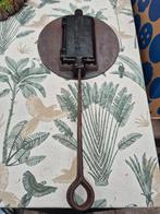 Ouderwetse wafel kniepertjes ijzer, Ophalen