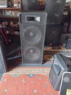 Party box .1600 watt .met beta 58A microfoon., Ophalen of Verzenden, Zo goed als nieuw, 120 watt of meer, JBL