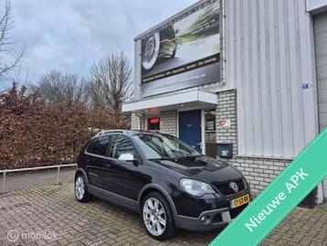 Volkswagen Polo 1.4 Cross Airco/Cruise/LMV/Dakje/ NWE APK! beschikbaar voor biedingen