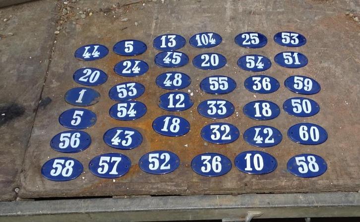 diverse emaillen huisnummers nummer nummers, Antiek en Kunst, Curiosa en Brocante, Ophalen