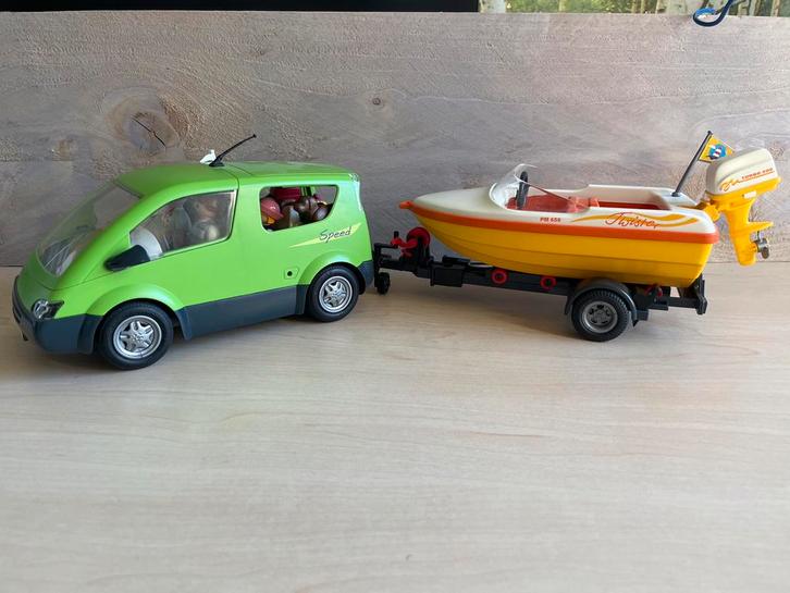 Playmobil 4144 gezinswagen met boot, Kinderen en Baby's, Speelgoed | Playmobil, Gebruikt, Ophalen of Verzenden