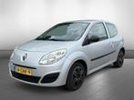 Renault Twingo 1.2-16V Authentique Airco trekhaak, Voorwielaandrijving, Twingo, Gebruikt, 4 cilinders