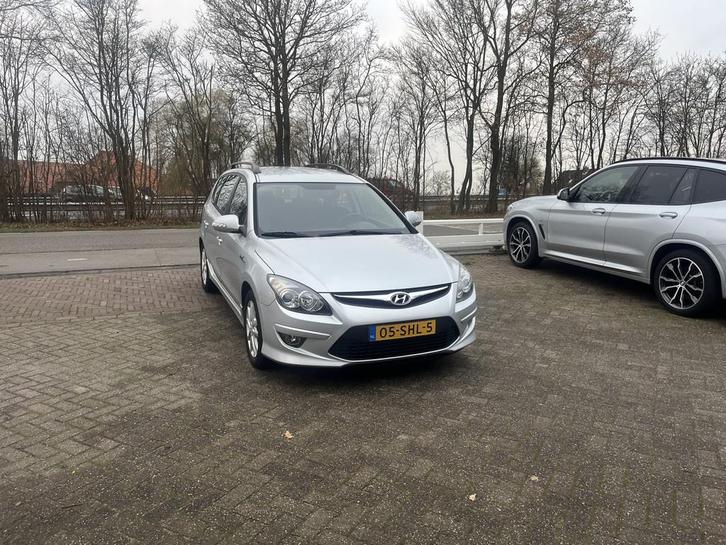 Hyundai i30 CW 1.6i i-Motion CLIMA CRUISE PDC (bj 2011), Auto's, Hyundai, Bedrijf, Te koop, i30, ABS, Airbags, Airconditioning