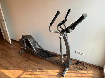 Life Fitness E1 Crosstrainer - Weinig Gebruikt! beschikbaar voor biedingen