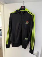 Adidas chile62 jack, maat L, zwart neon geel, Maat 52/54 (L), Zwart, Ophalen of Verzenden, Zo goed als nieuw