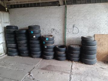 Verschillende  banden 14 en 15 inch  beschikbaar voor biedingen