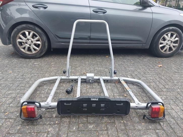 Bagagerek Thule EasyBase 949 7 polig universeel, Auto diversen, Bagagerekken, Zo goed als nieuw, Ophalen