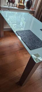 Mooie staat hard glazen eettafel. Met chromen poten., Huis en Inrichting, Ophalen, Zo goed als nieuw, Rechthoekig, 50 tot 100 cm