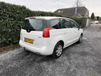 Peugeot 5008 1.6 HDiF ST 5p. | Navi | Autom. Airco | Cruise, Auto's, Peugeot, Stof, Gebruikt, 4 cilinders, Wit