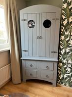 Kledingkast kinderkamer, Kinderen en Baby's, Kinderkamer | Commodes en Kasten, Gebruikt, 50 tot 70 cm, 105 cm of meer, Ophalen of Verzenden