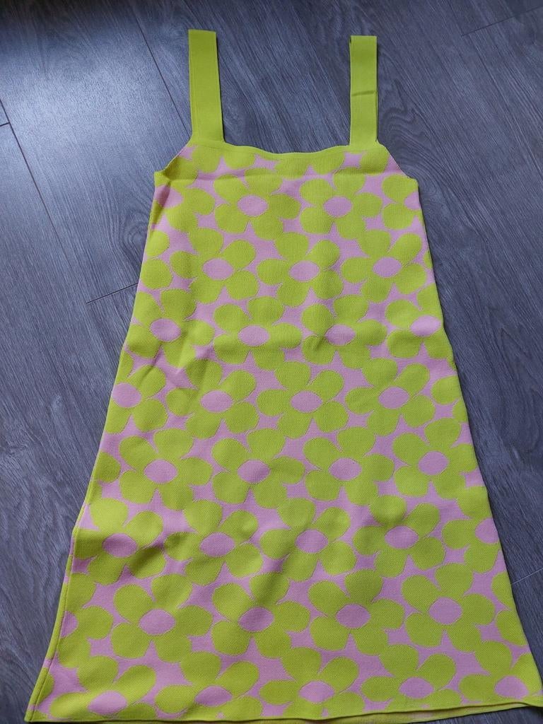 Zara jurk maat S - Neon bloemenprint, Kleding | Dames, Jurken, Overige kleuren, Zara, Ophalen of Verzenden, Zo goed als nieuw