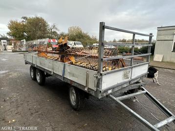 Schamelaanhanger vd werf beschikbaar voor biedingen